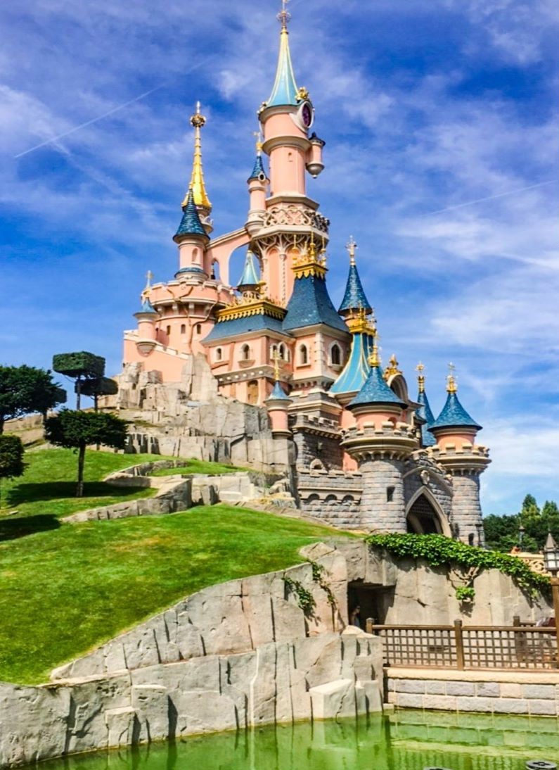 How to Spend 3 Days in Paris and Disneyland Paris